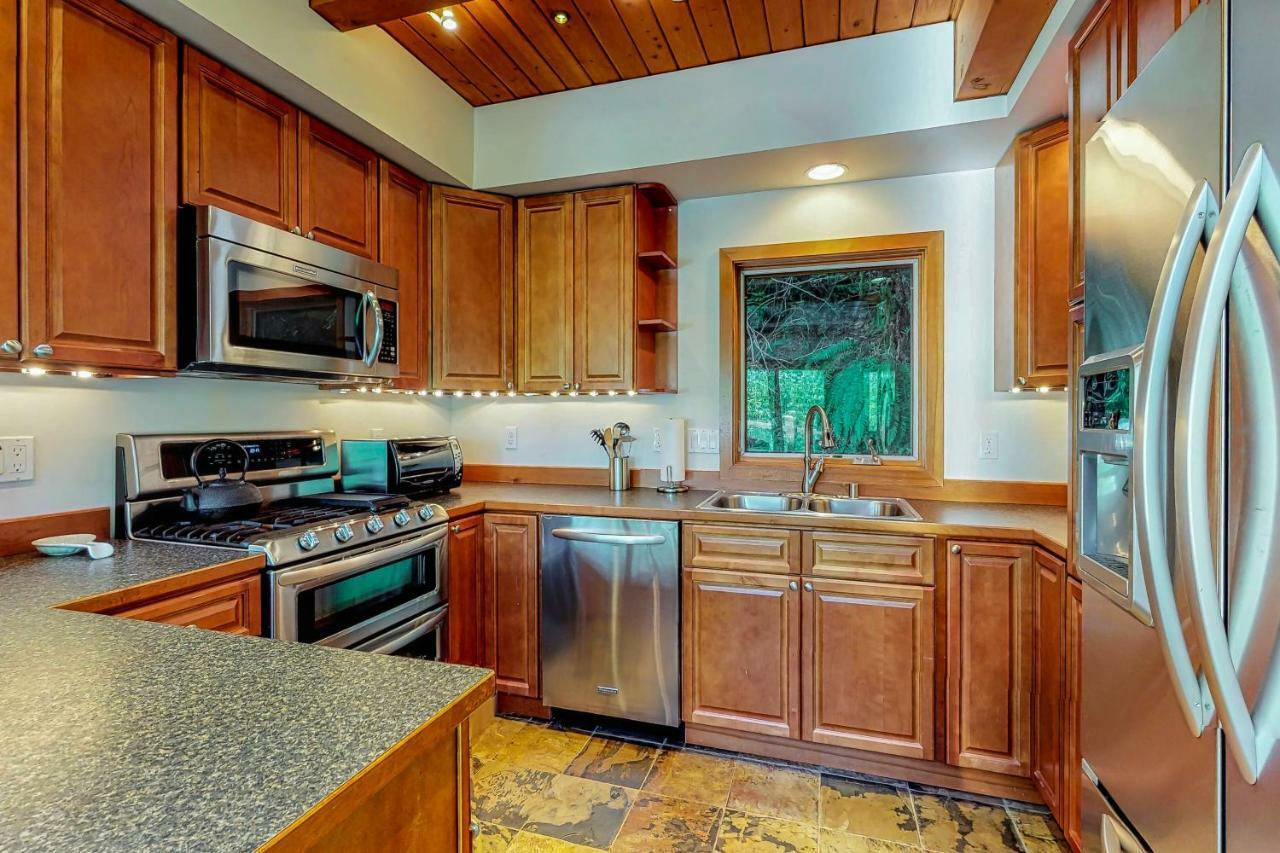 Woodland Hideaway In The Hills Villa Lake Stevens Exterior photo