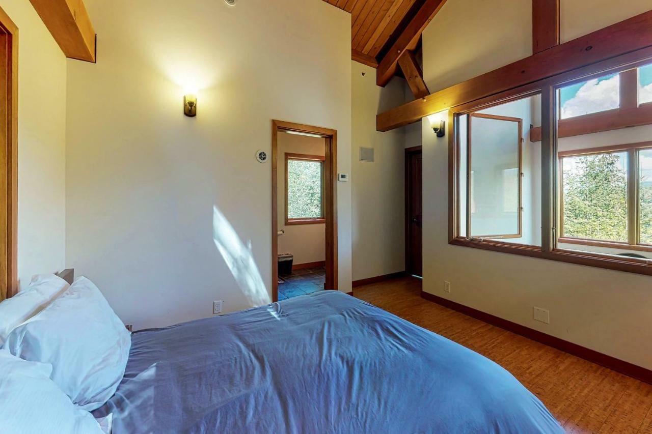 Woodland Hideaway In The Hills Villa Lake Stevens Exterior photo