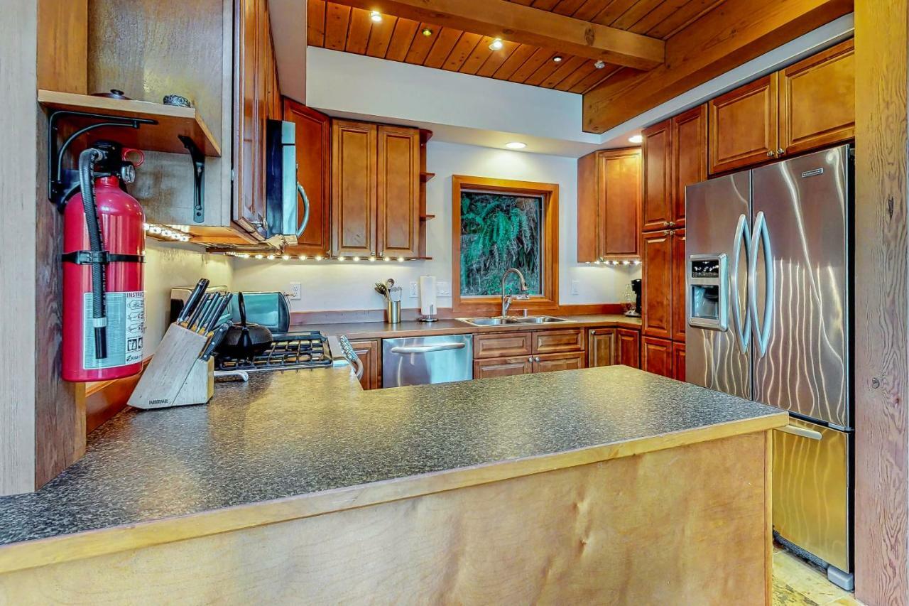 Woodland Hideaway In The Hills Villa Lake Stevens Exterior photo