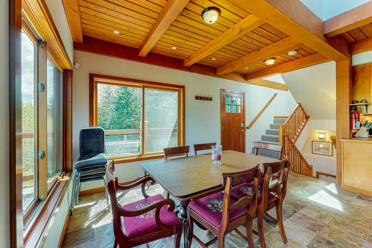 Woodland Hideaway In The Hills Villa Lake Stevens Exterior photo