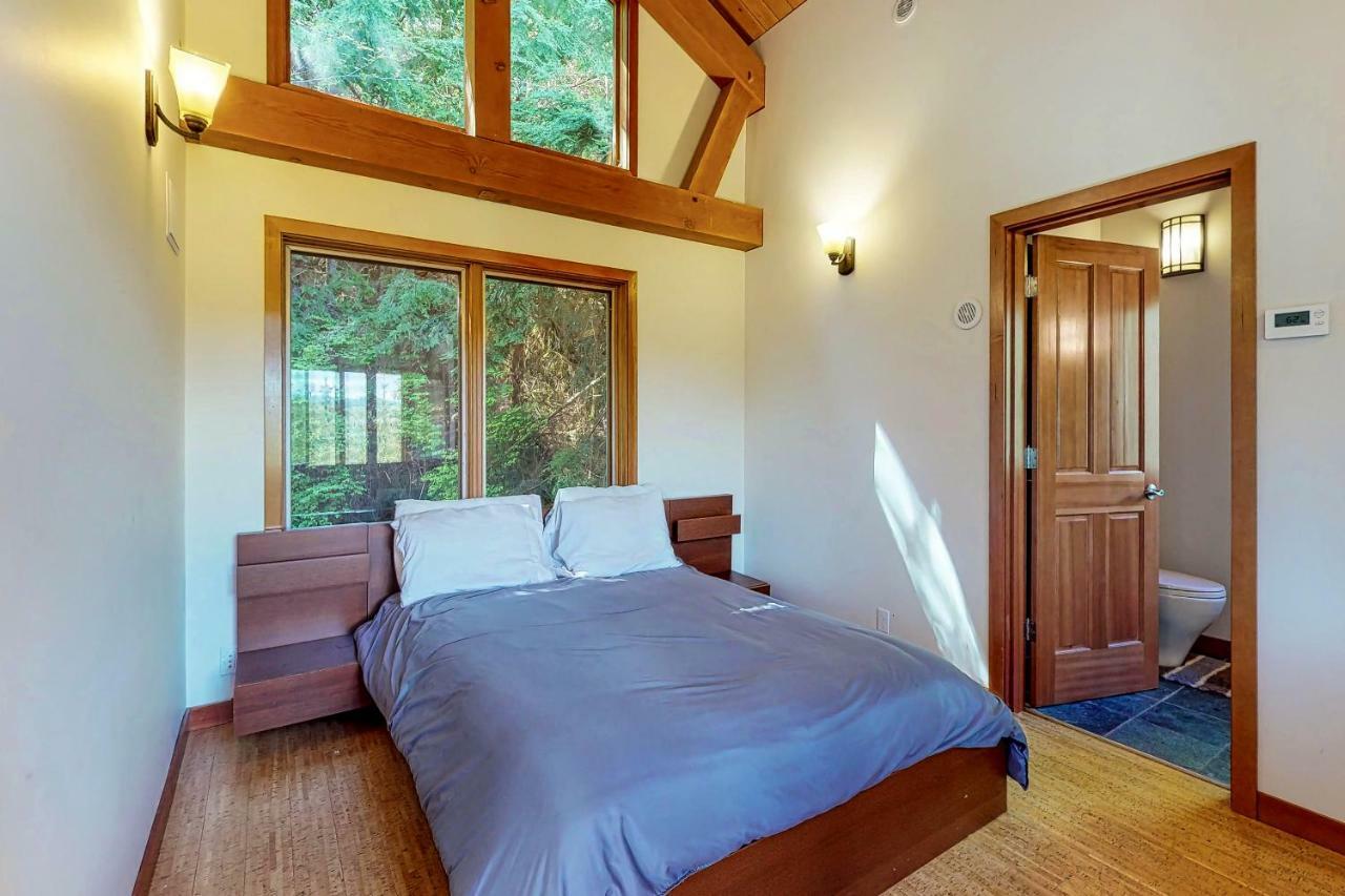 Woodland Hideaway In The Hills Villa Lake Stevens Exterior photo